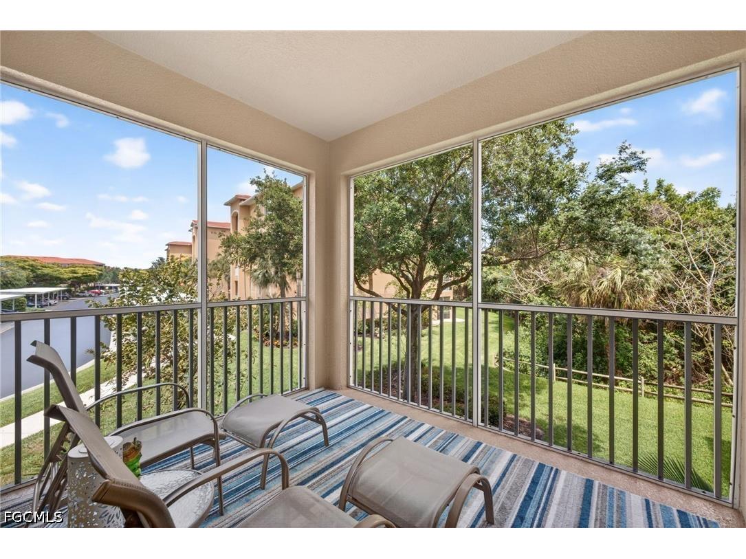8251 Pathfinder Loop #621 Fort Myers FL 33919 2026021789 image1