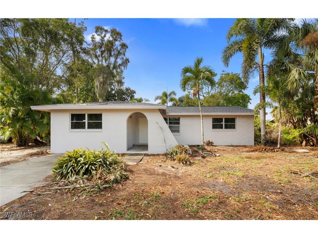 8251 San Carlos Boulevard Fort Myers FL 33967 226000629 image1