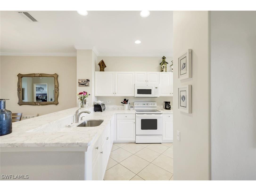 8253 Parkstone Place #206 Naples FL 34120 226009821 image7