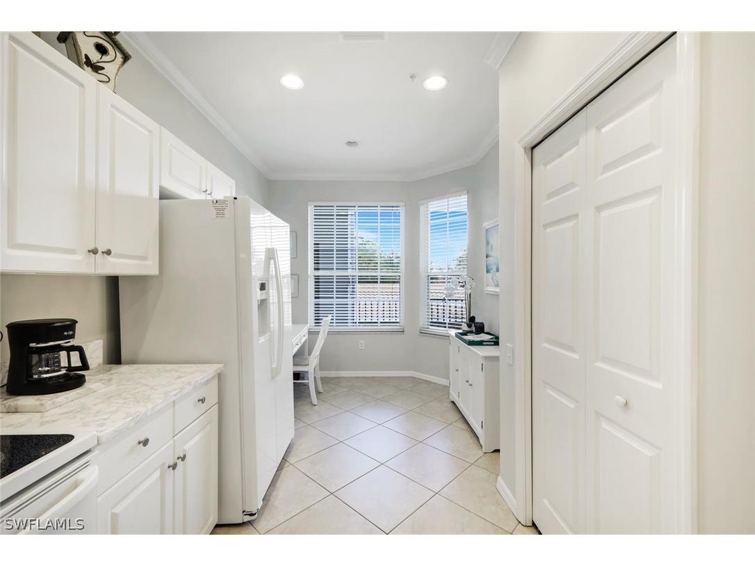 8253 Parkstone Place #206 Naples FL 34120 226009821 image9