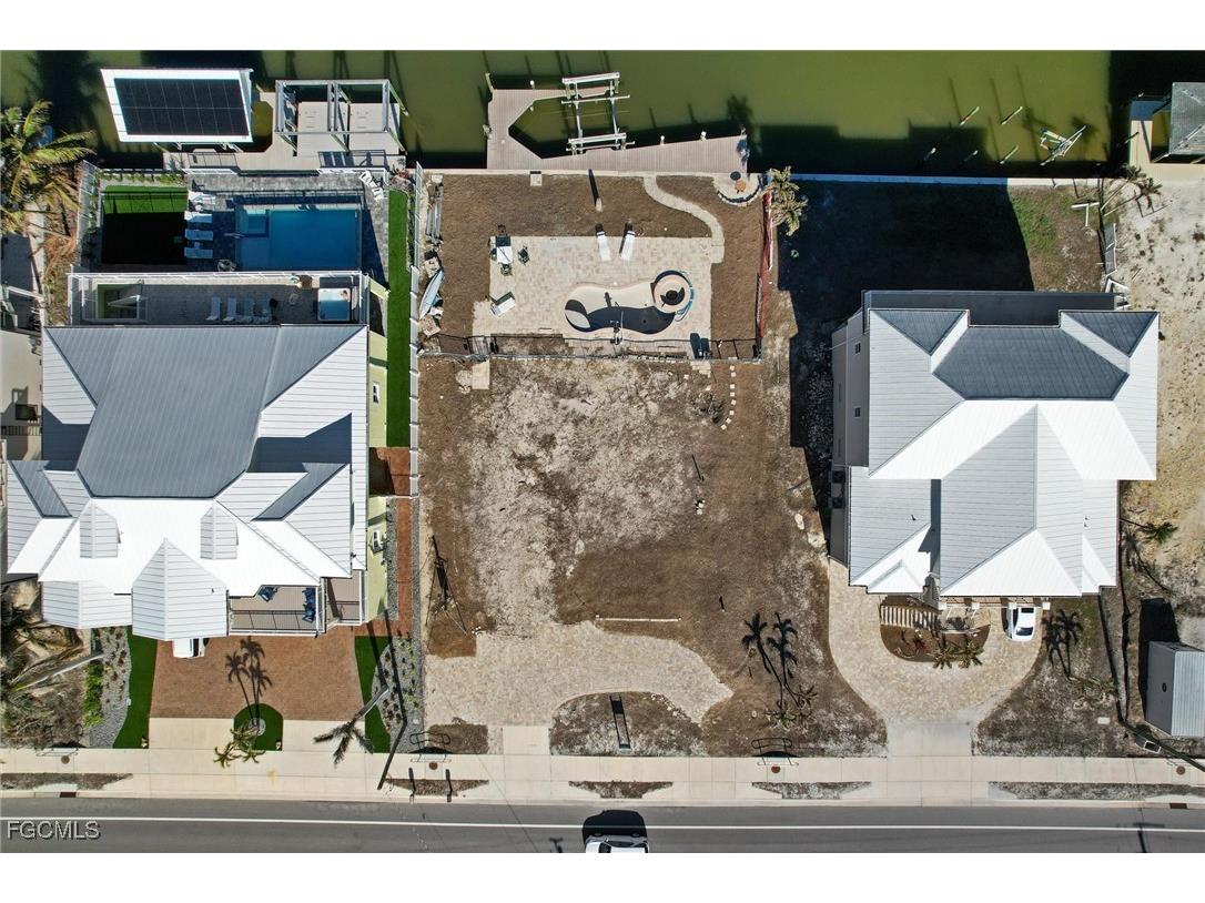 8259 Estero Boulevard Fort Myers Beach FL 33931 2025017955 image1