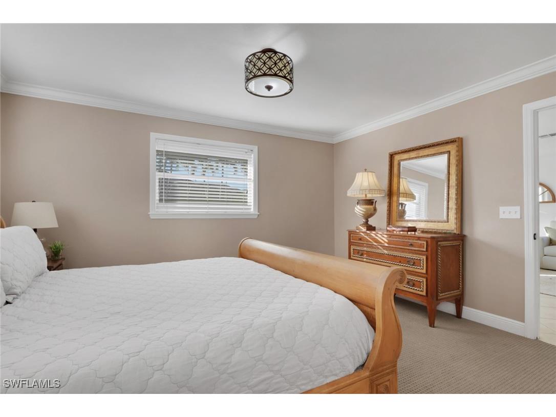 826 109th Avenue N Naples FL 34108 225082645 image19