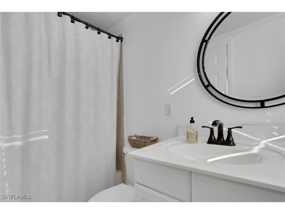 826 109th Avenue N Naples FL 34108 225082645 image21