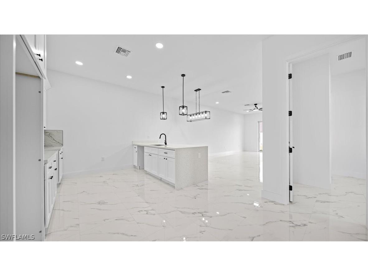 826/828 Diplomat Parkway E Cape Coral FL 33909 226009952 image12