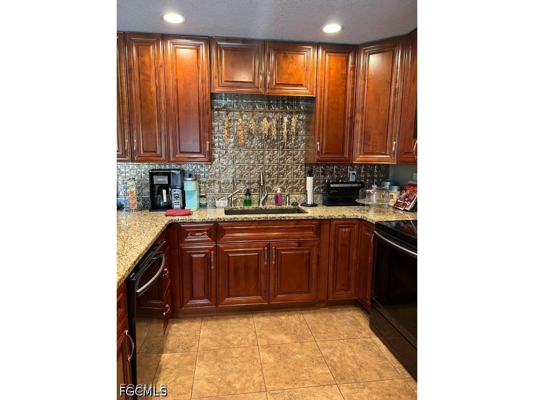 826 B Road Labelle FL 33935 2026020441 image18