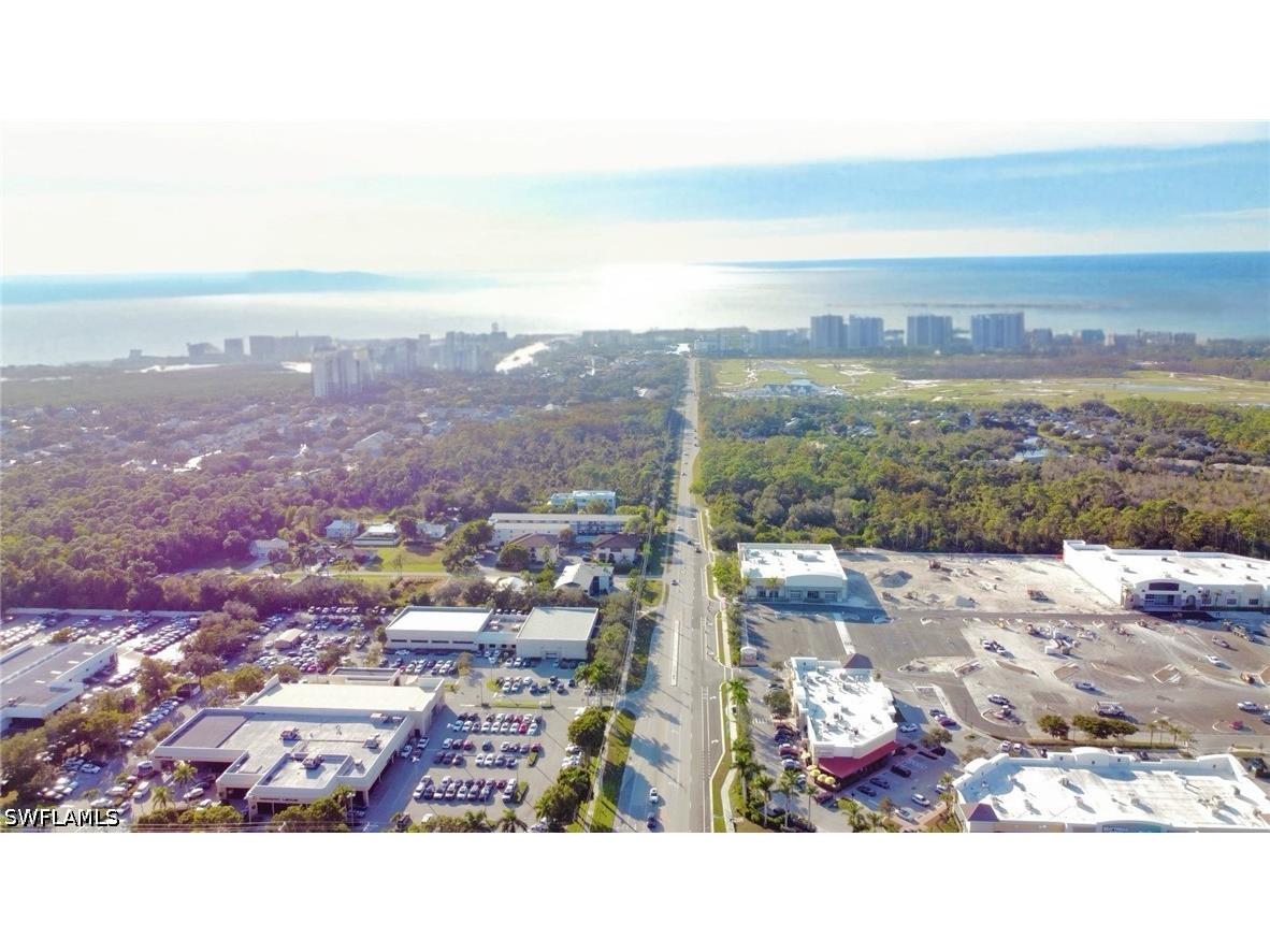 826 Wiggins Pass Road #201 Naples FL 34110 226018931 image2