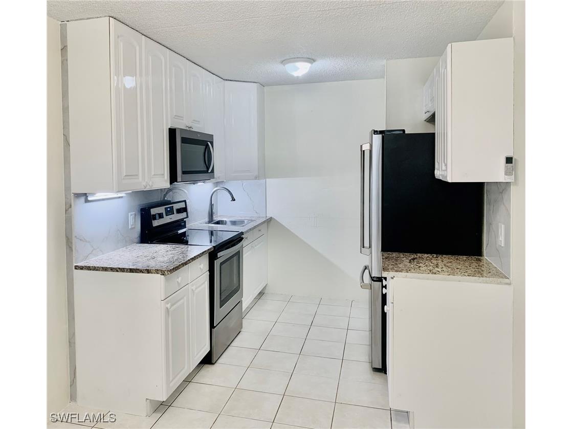 826 Wiggins Pass Road #214 Naples FL 34110 226003607 image6