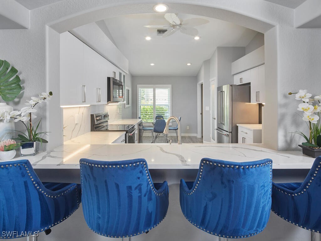 8260 Ibis Cove Circle #B226 Naples FL 34119 225070842 image11