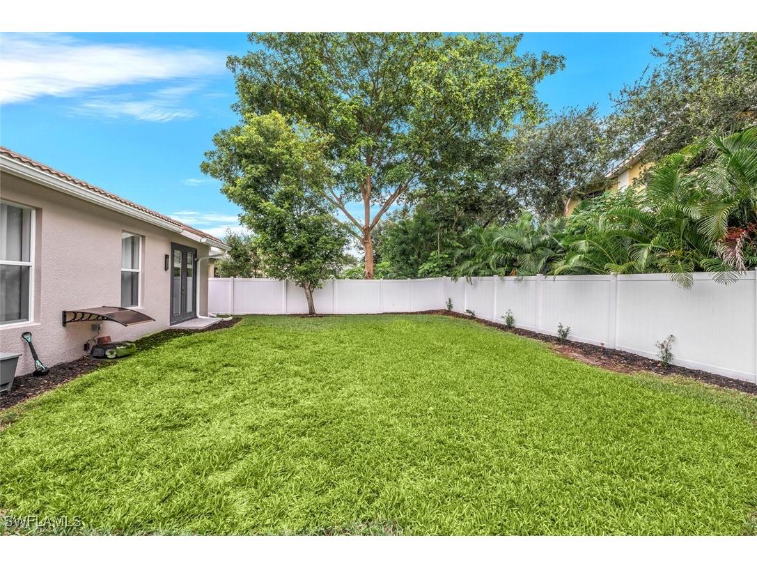8260 Laurel Lakes Boulevard Naples FL 34119 226005008 image37