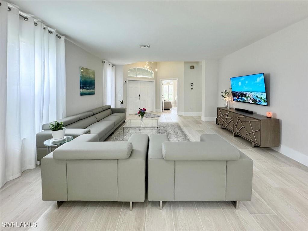 8260 Laurel Lakes Boulevard Naples FL 34119 226005008 image6