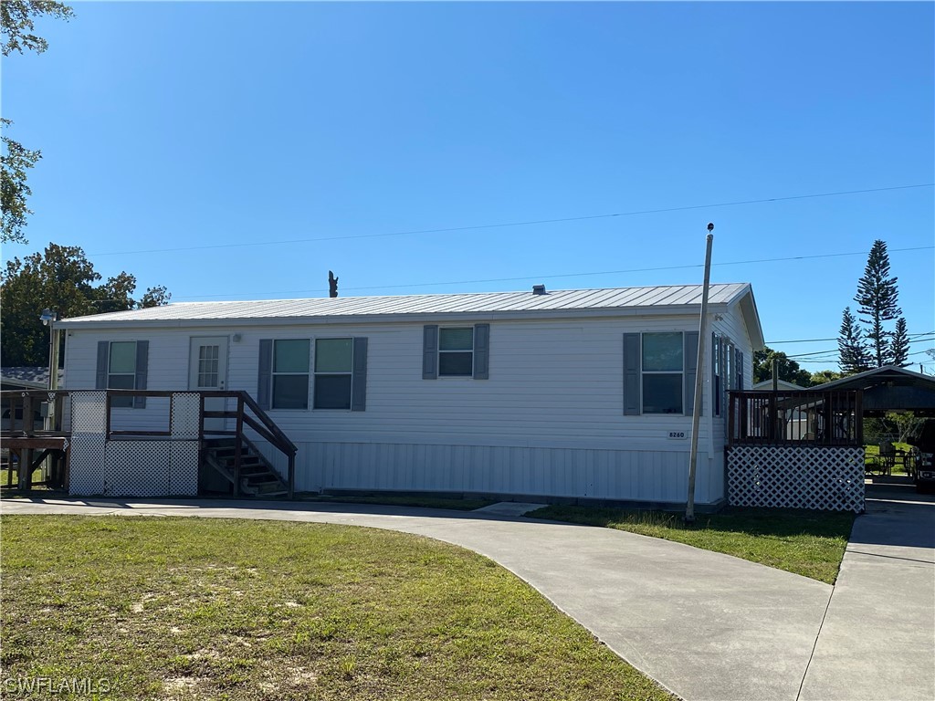 8260 Sevigny Drive North Fort Myers FL 33917 224011894 image1