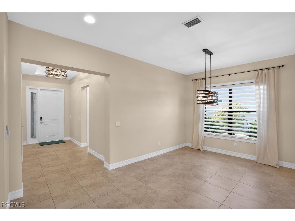 8260 Venetian Pointe Drive Fort Myers FL 33908 2026008842 image13