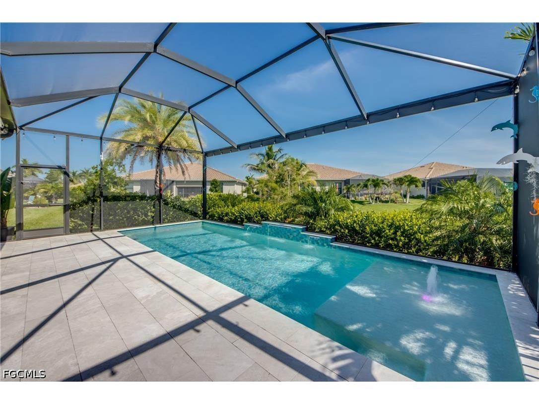 8260 Venetian Pointe Drive Fort Myers FL 33908 2026028592 image40