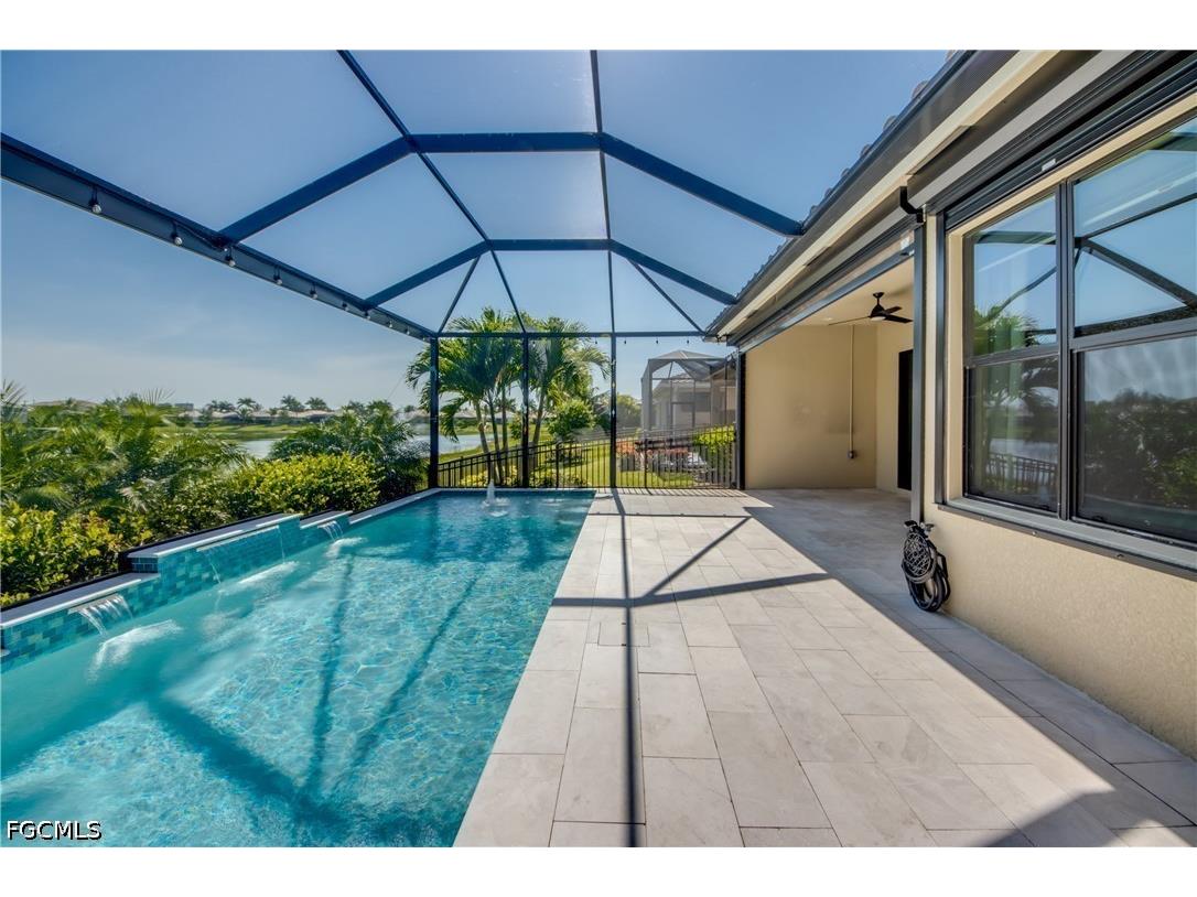 8260 Venetian Pointe Drive Fort Myers FL 33908 2026028592 image42