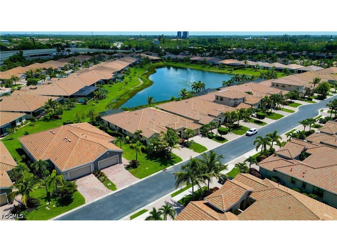 8260 Venetian Pointe Drive Fort Myers FL 33908 2026028592 image7