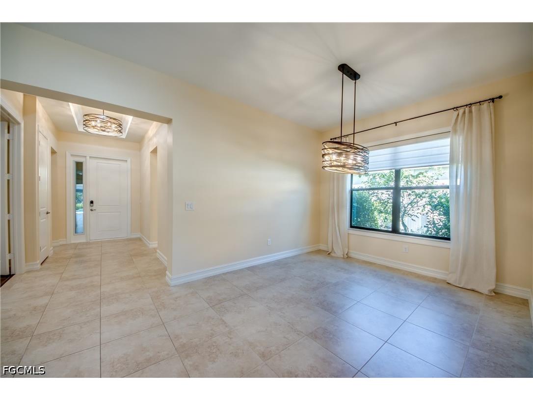 8260 Venetian Pointe Drive Fort Myers FL 33908 2026028592 image9