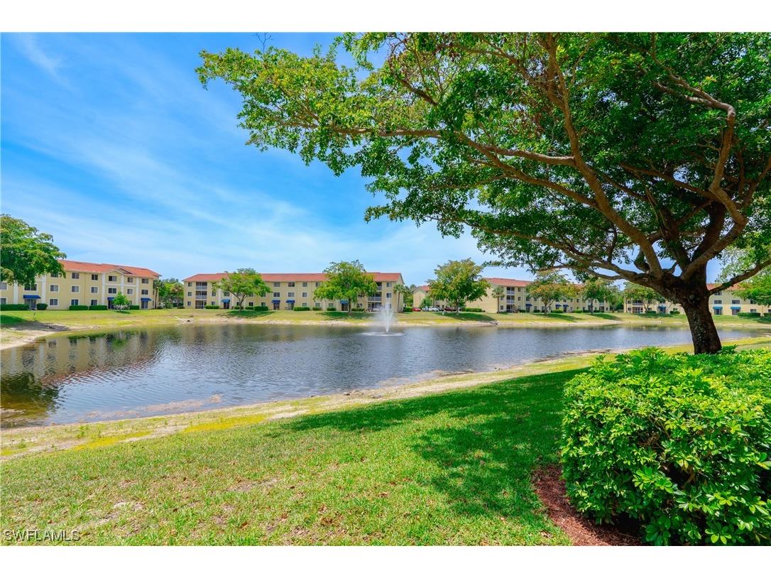 8264 Key Royal Circle #813 Naples FL 34119 223033906 image1