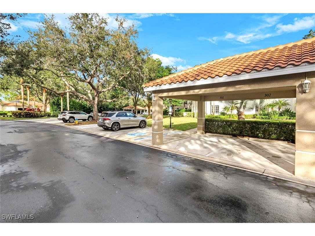 8267 Parkstone Place #302 Naples FL 34120 225081232 image40