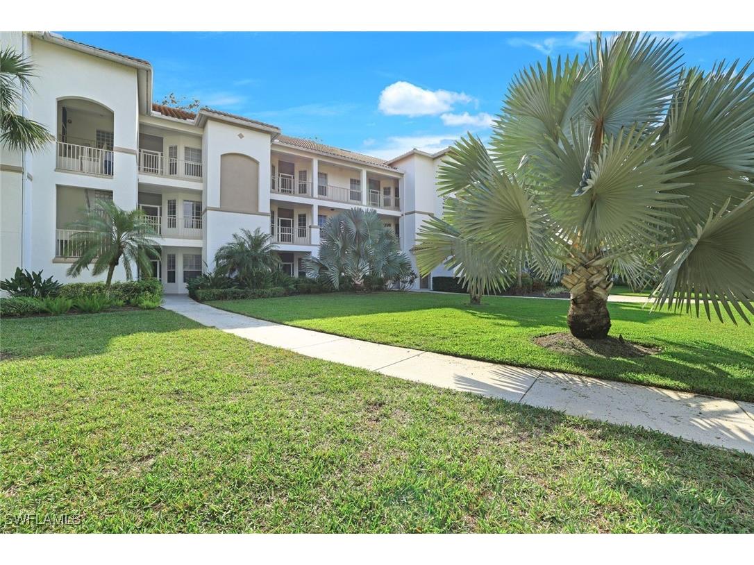 8267 Parkstone Place E #104 Naples FL 34120 225017785 image1