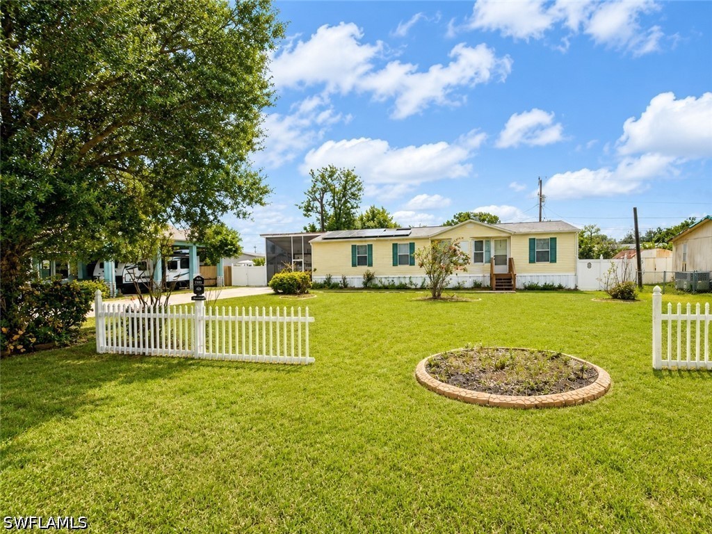 8269 Penny Drive North Fort Myers FL 33917 226021264 image2
