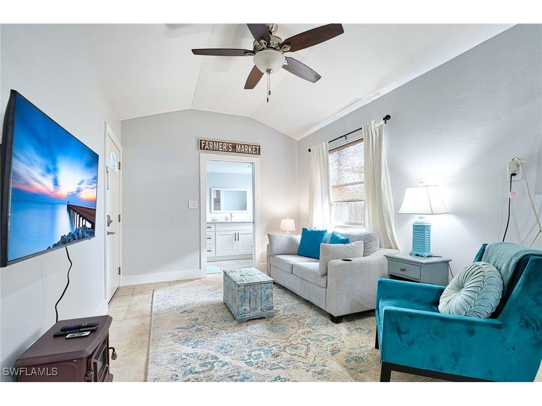 827 100th Avenue N Naples FL 34108 225081815 image2