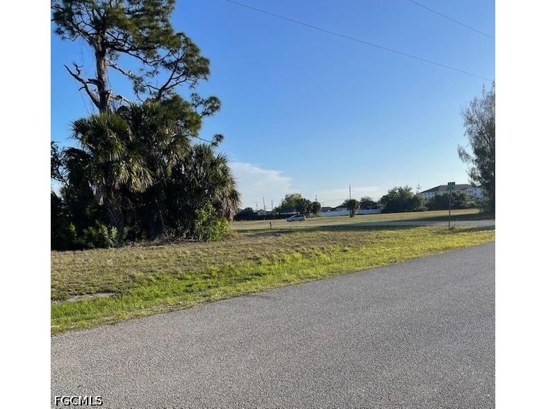 827 Ceitus Terrace Cape Coral FL 33991 2026018791 image3