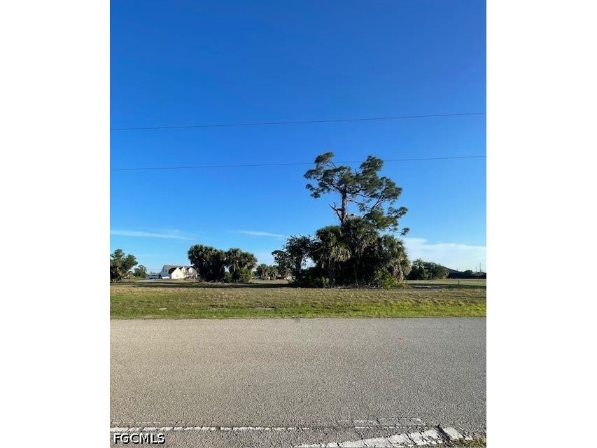 827 Ceitus Terrace Cape Coral FL 33991 2026018791 image4