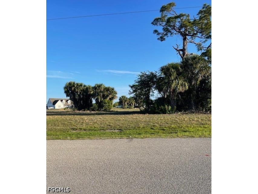 827 Ceitus Terrace Cape Coral FL 33991 2026018791 image6
