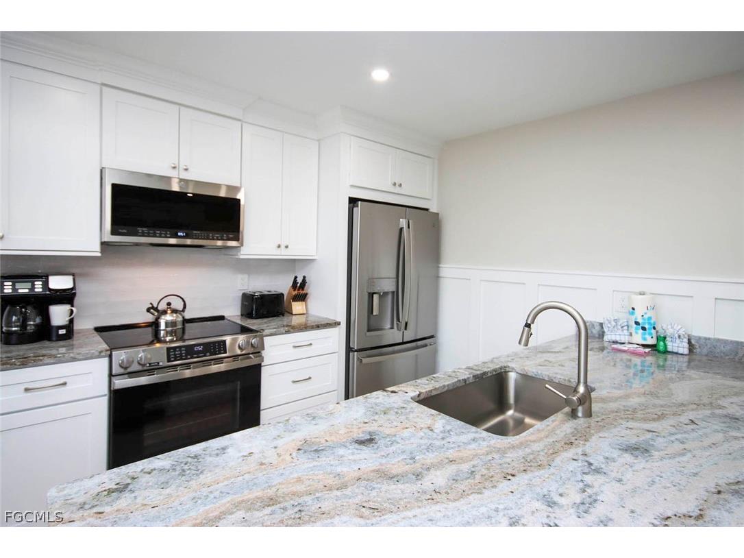 827 E Gulf Drive #D3 Sanibel FL 33957 2026011648 image12