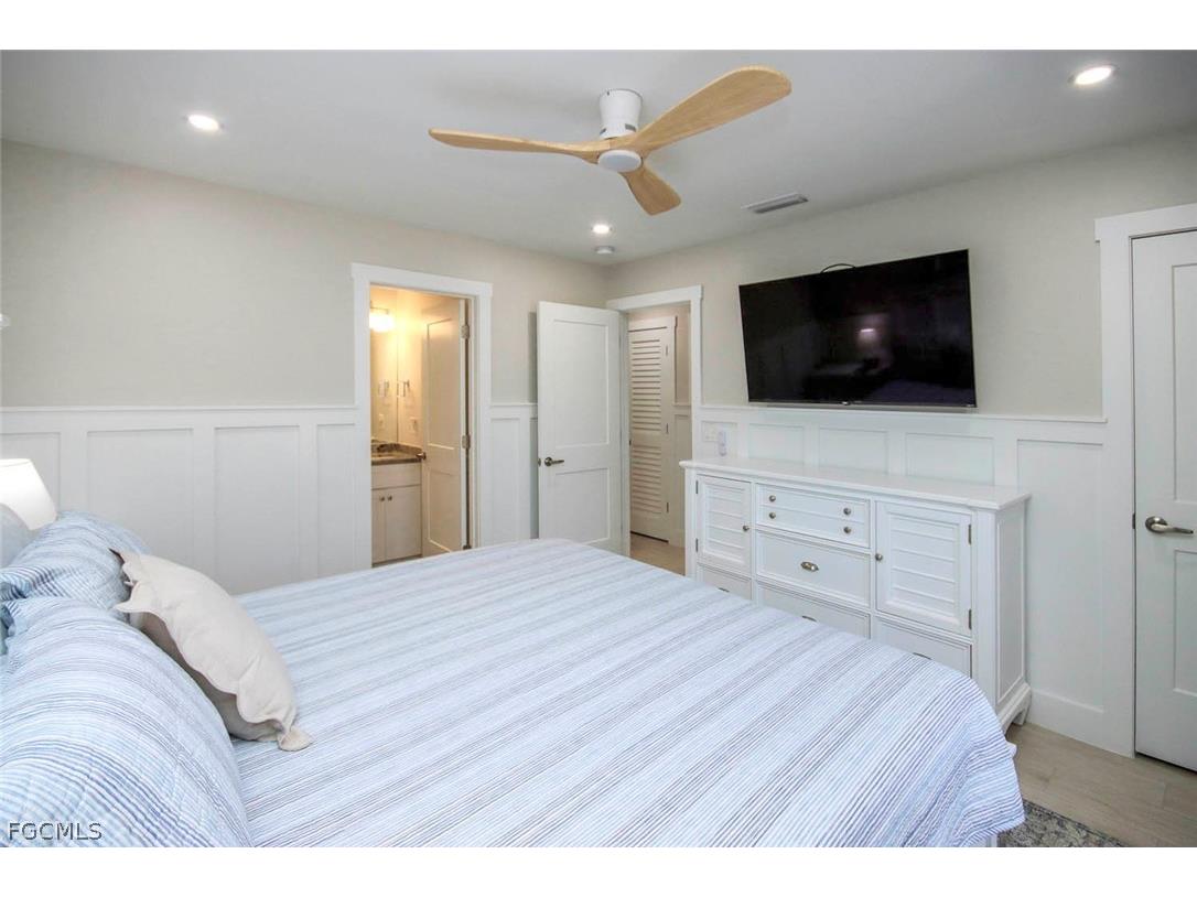 827 E Gulf Drive #D3 Sanibel FL 33957 2026011648 image14