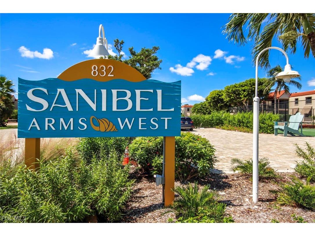 827 E Gulf Drive #E4 Sanibel FL 33957 2026006433 image2