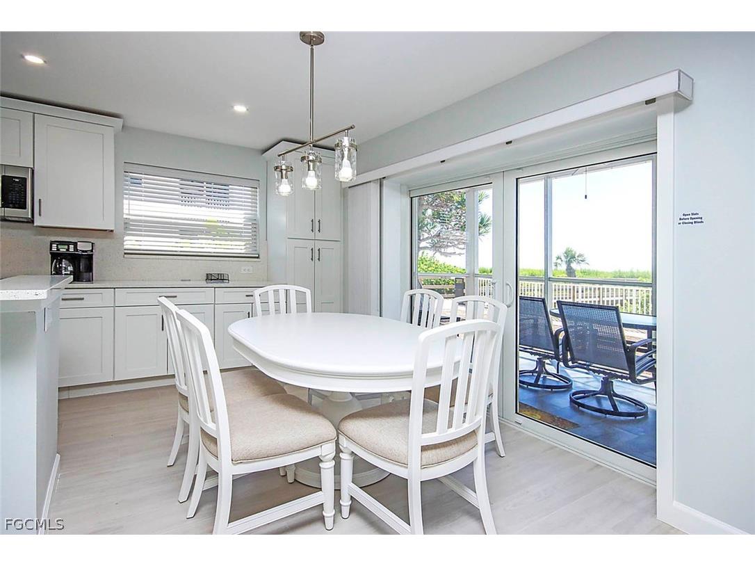 827 E Gulf Drive #E4 Sanibel FL 33957 2026006433 image9