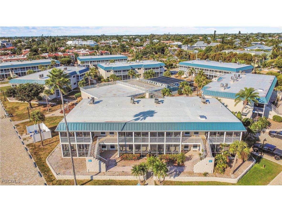 827 E Gulf Drive #K8 Sanibel FL 33957 2025023558 image36