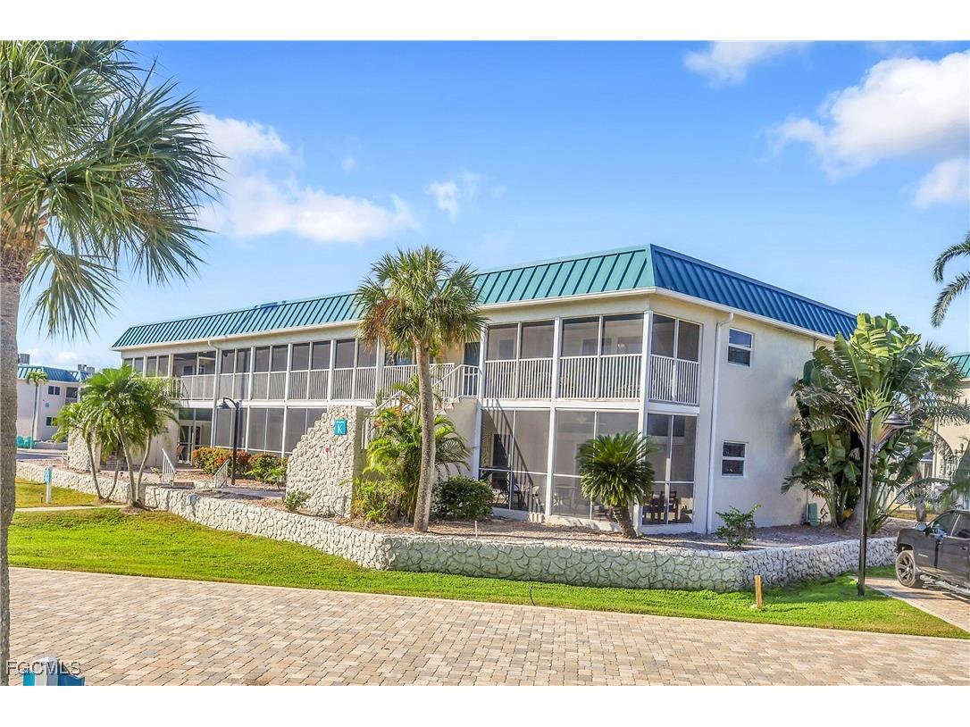 827 E Gulf Drive #K8 Sanibel FL 33957 2025023558 image4