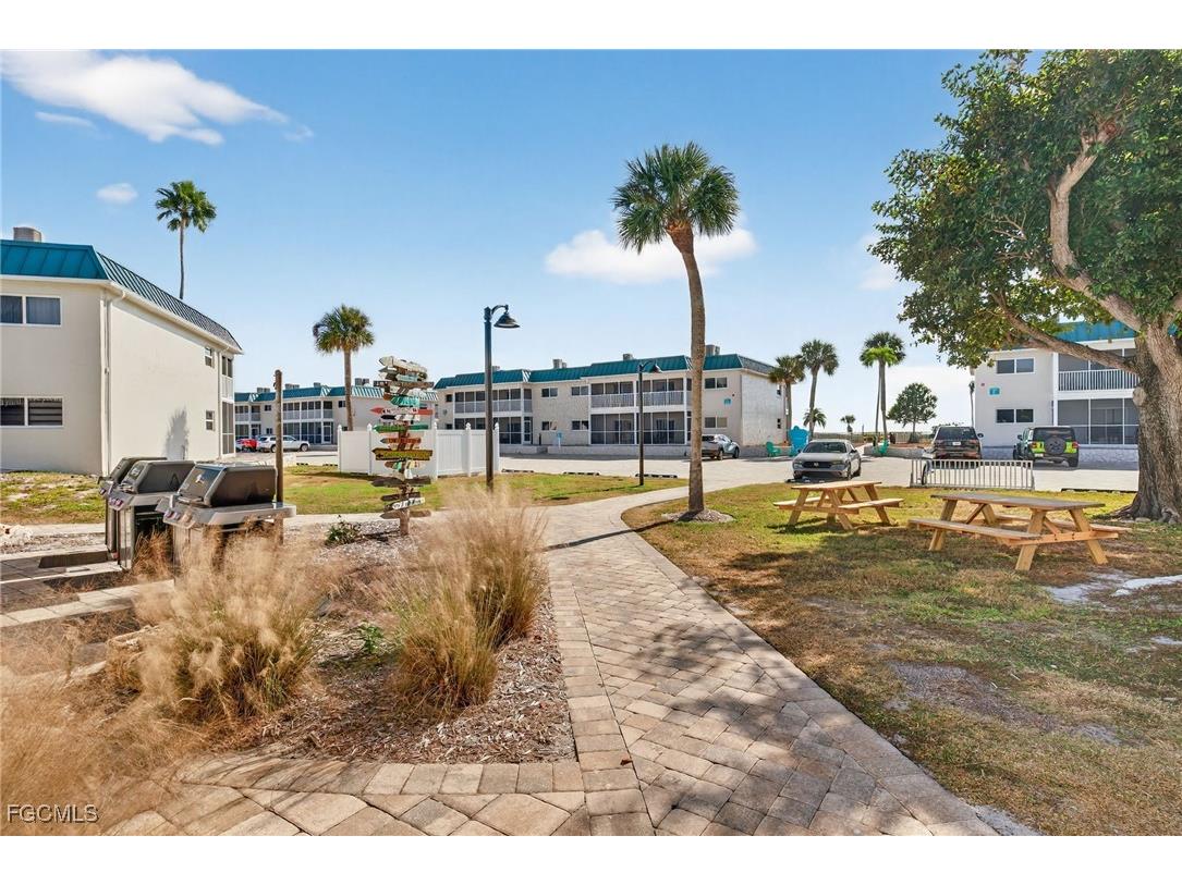 827 E Gulf Drive #L2 Sanibel FL 33957 2025021639 image27