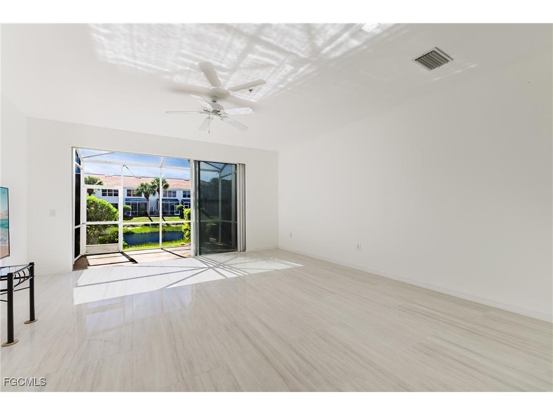 827 Hampton Circle #146 Naples FL 34105 2025019460 image10