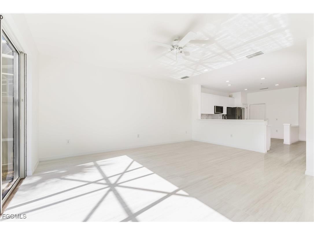 827 Hampton Circle #146 Naples FL 34105 2025019460 image13