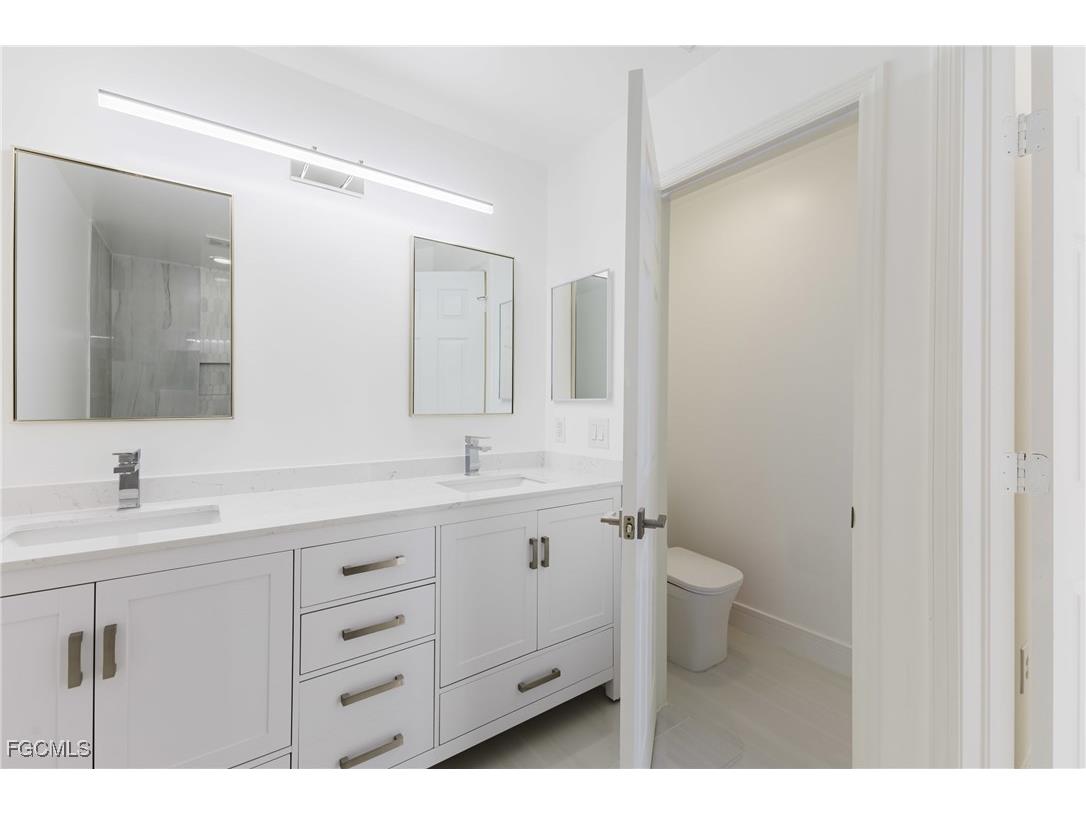 827 Hampton Circle #146 Naples FL 34105 2025019460 image21