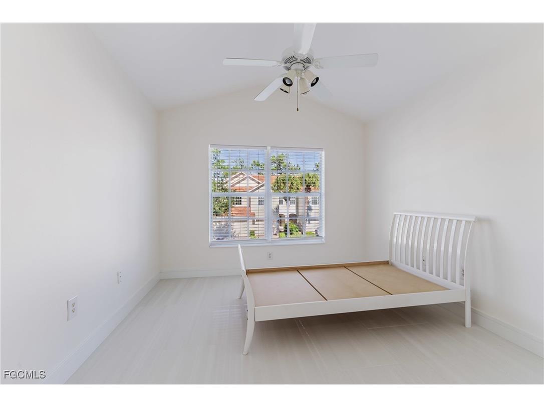 827 Hampton Circle #146 Naples FL 34105 2025019460 image25