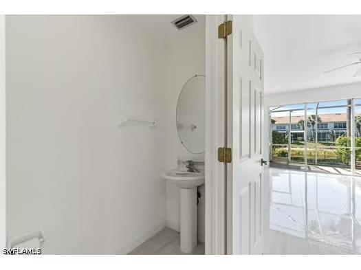 827 Hampton Circle #146 Naples FL 34105 226022969 image11