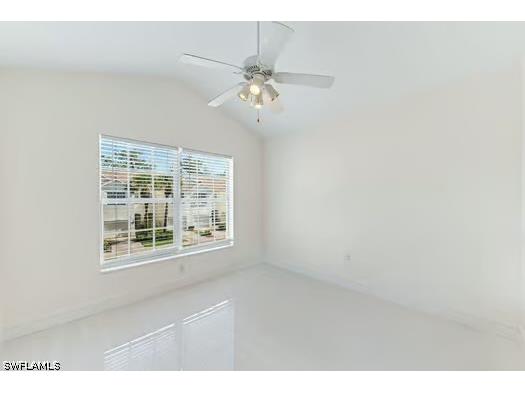 827 Hampton Circle #146 Naples FL 34105 226022969 image19