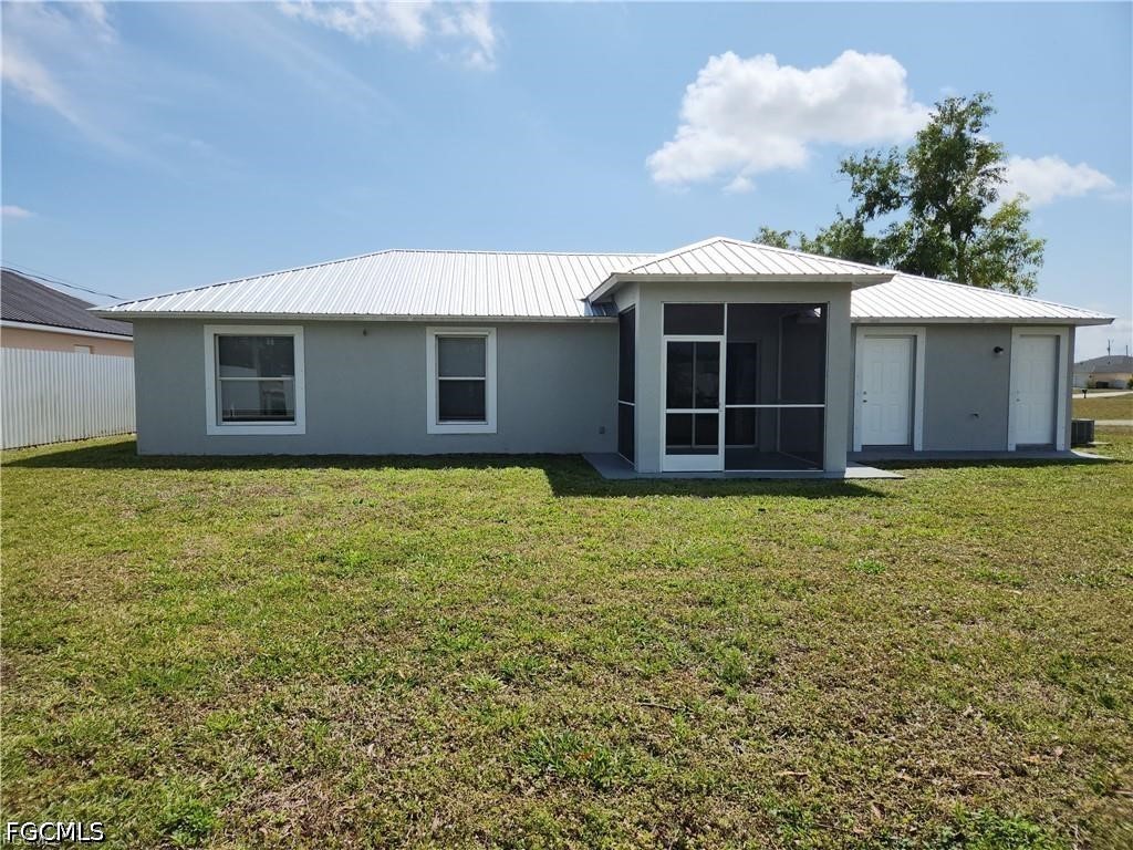 827 NE 23rd Terrace Cape Coral FL 33909 2026018873 image2