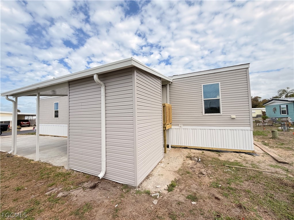 827 Peaceful Drive North Fort Myers FL 33917 2026012575 image5