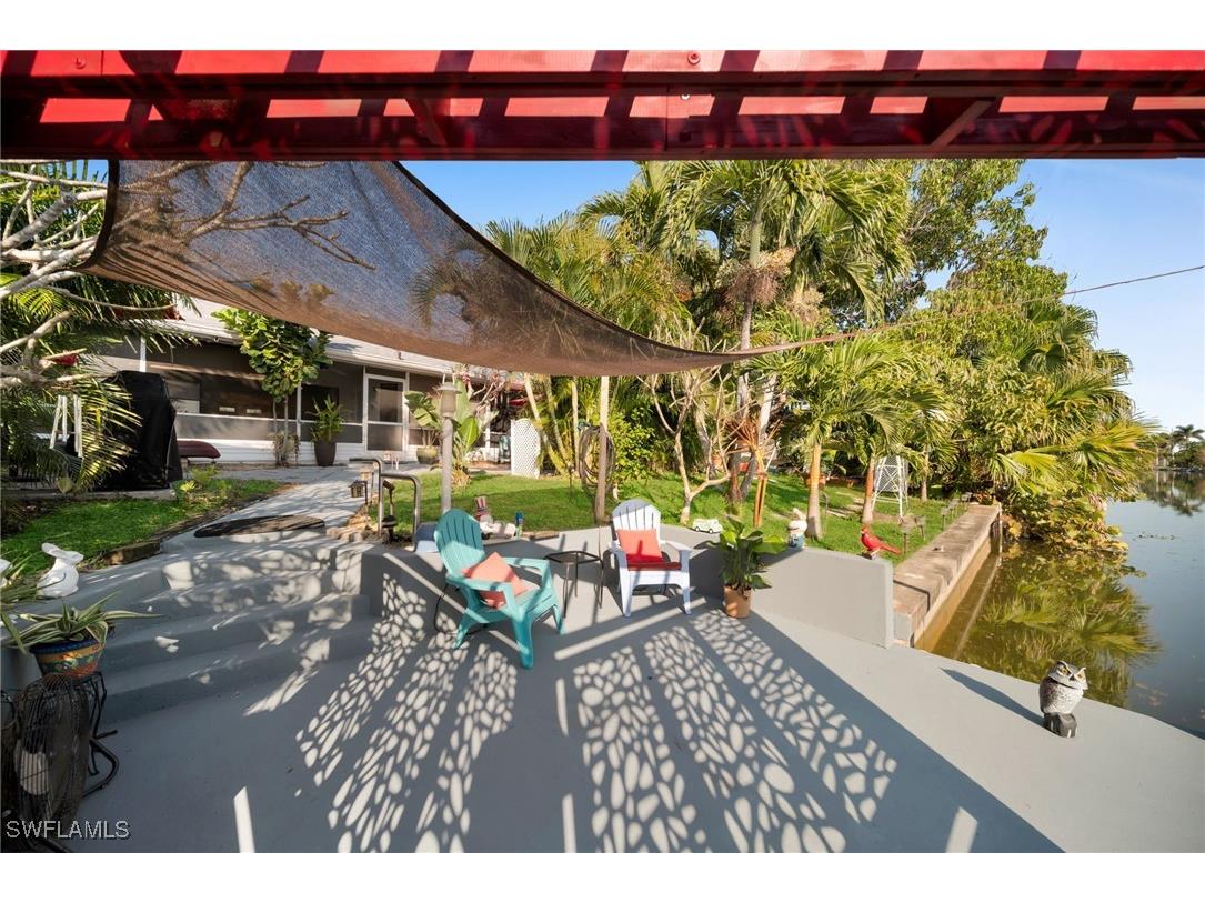 827 SE 20th Court Cape Coral FL 33990 225018557 image1
