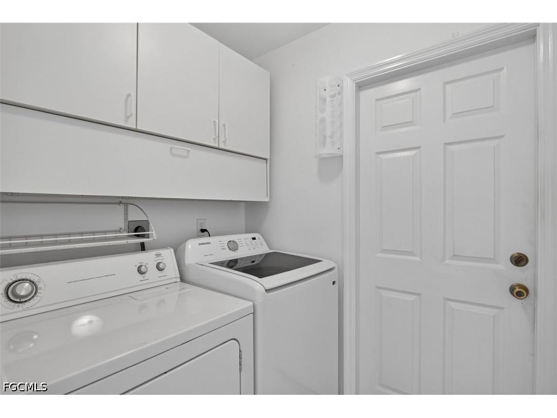 827 SW 29th Terrace Cape Coral FL 33914 2026026772 image23