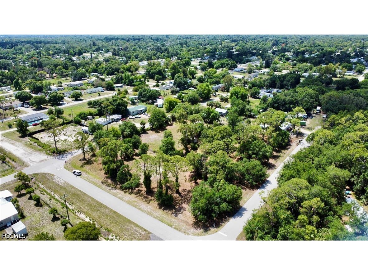 8270 Ebson Drive North Fort Myers FL 33917 2026022972 image2