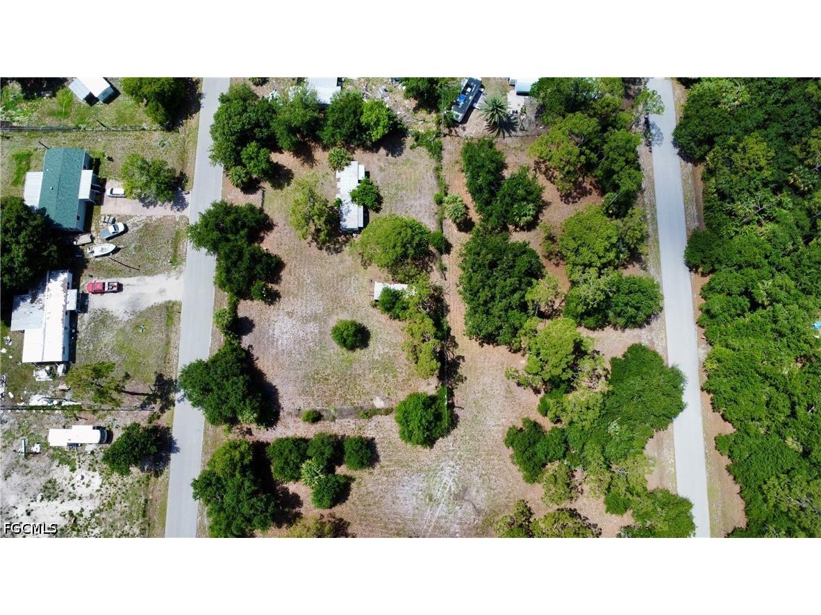 8270 Ebson Drive North Fort Myers FL 33917 2026022972 image23