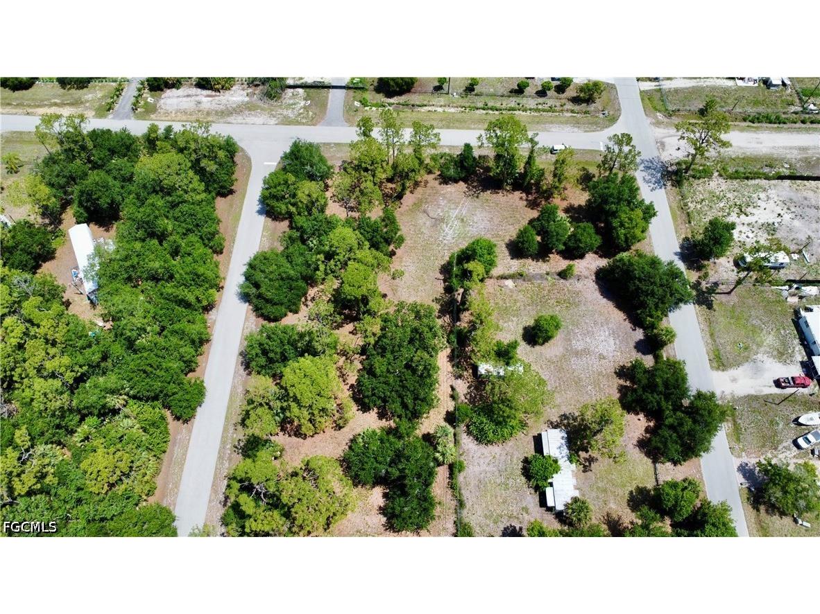 8270 Ebson Drive North Fort Myers FL 33917 2026022972 image24