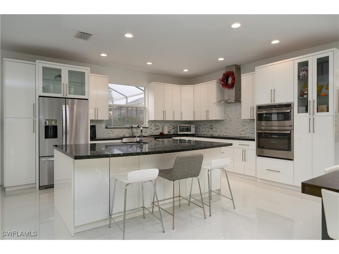 8271 Laurel Lakes Way Naples FL 34119 225085168 image1