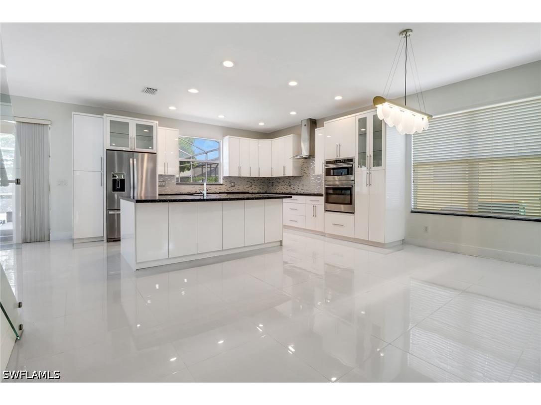 8271 Laurel Lakes Way Naples FL 34119 226025698 image10